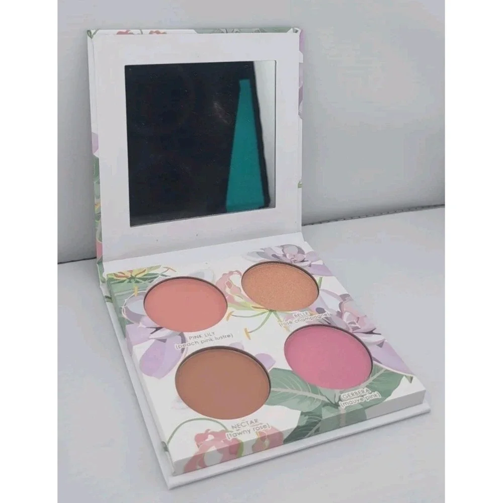 SERAPHINE BOTANICALS Lily + Blossom - Lily Infused Blush Palette in Soft Bouquet